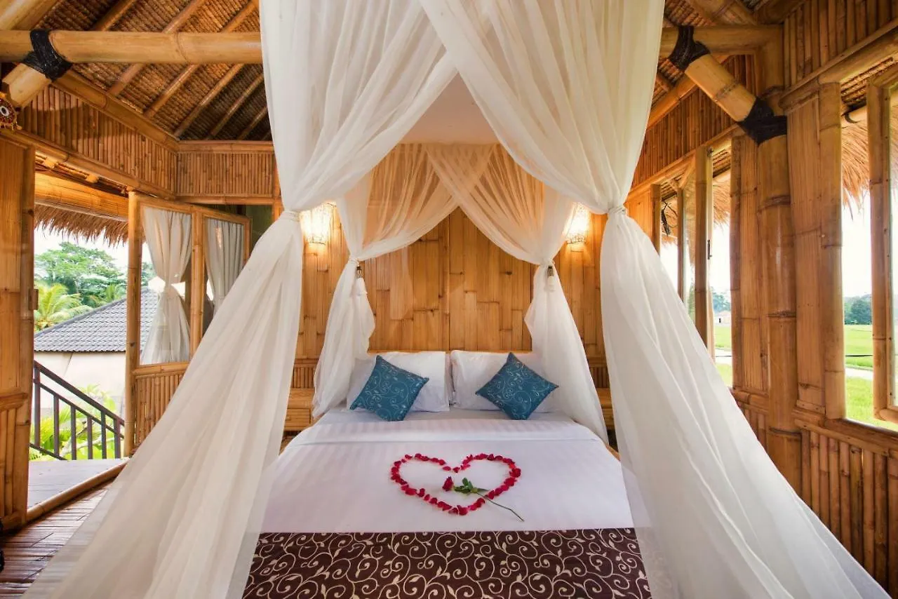 Laksmi Tropical Bamboo Villa Ubud
